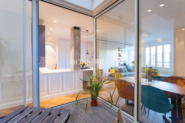 3 soveværelse Lejlighed til leje i La Roqueta, Valencia by med garage - € 3.000 (Ref: 9483823)