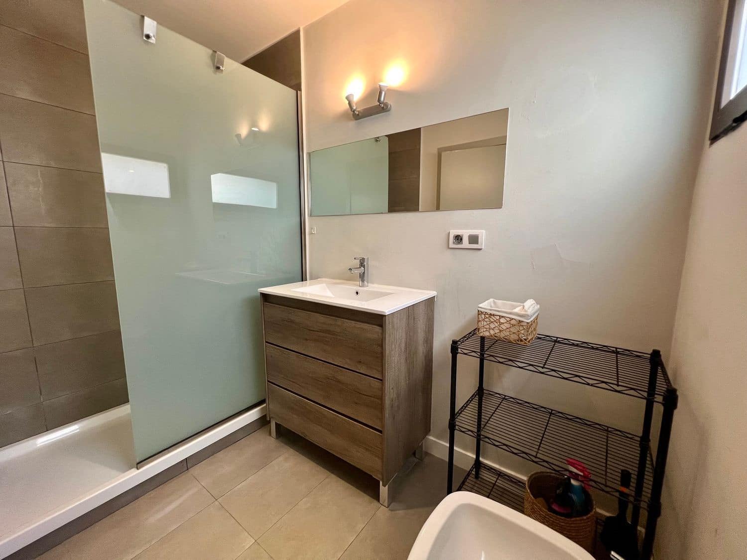 1 bedroom Apartment for rent in Valencia city with garage - € 1,500 (Ref: 9503777)