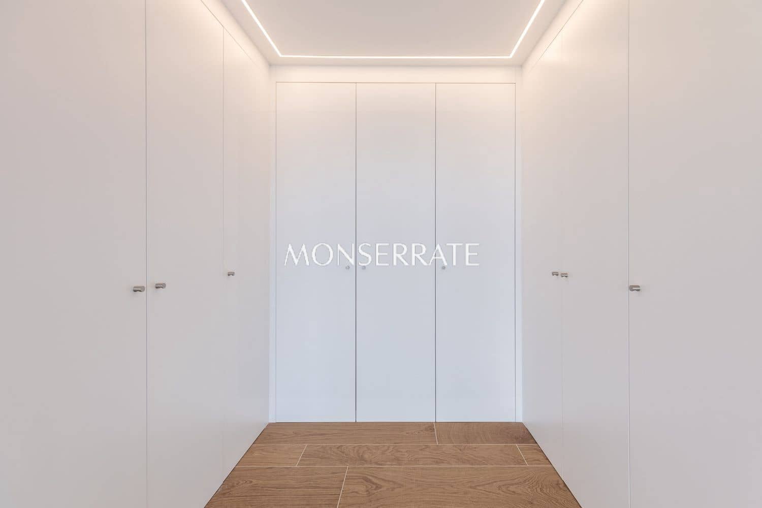 4 sypialnia Apartament na sprzedaż w Sagunto / Sagunt z basenem garażem - 1 400 000 € (Ref: 9508442)