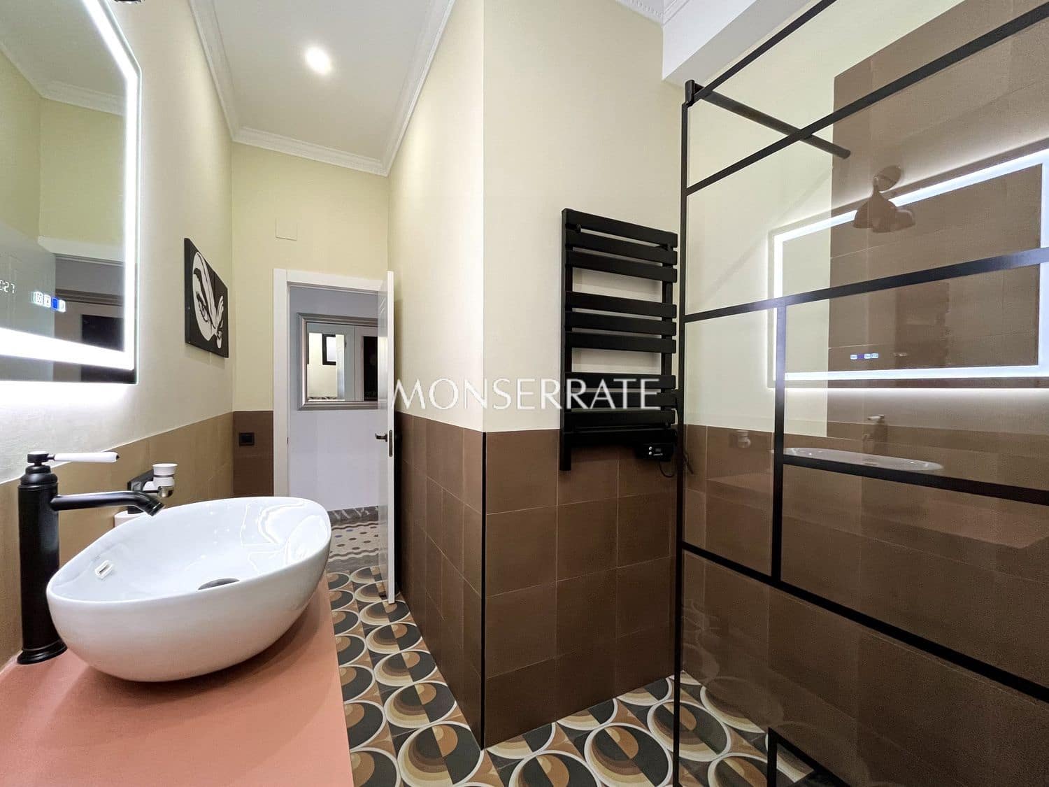 2 soveværelse Lejlighed til leje i Valencia by med garage - € 2.750 (Ref: 9564233)