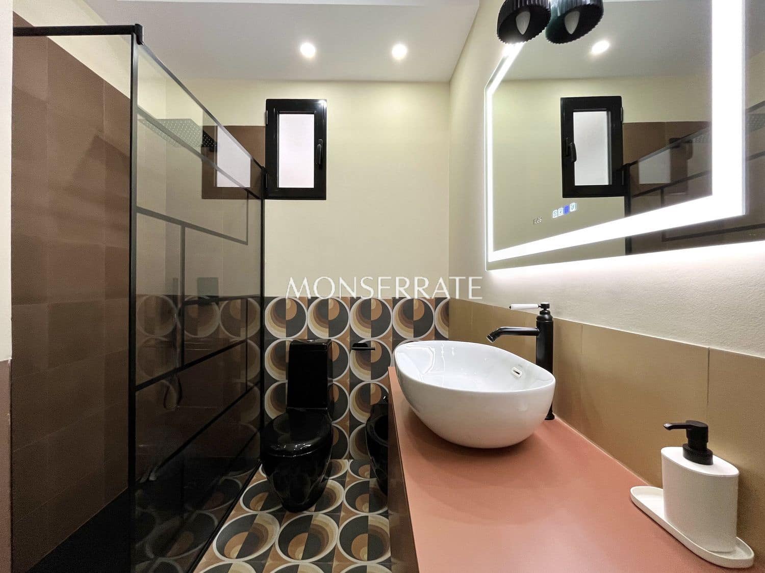 2 soveværelse Lejlighed til leje i Valencia by med garage - € 2.750 (Ref: 9564233)