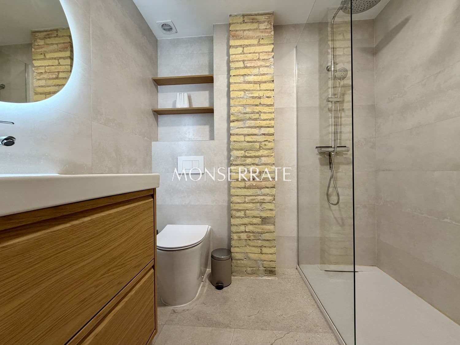 2 soveværelse Lejlighed til leje i Valencia by med garage - € 1.500 (Ref: 9564234)