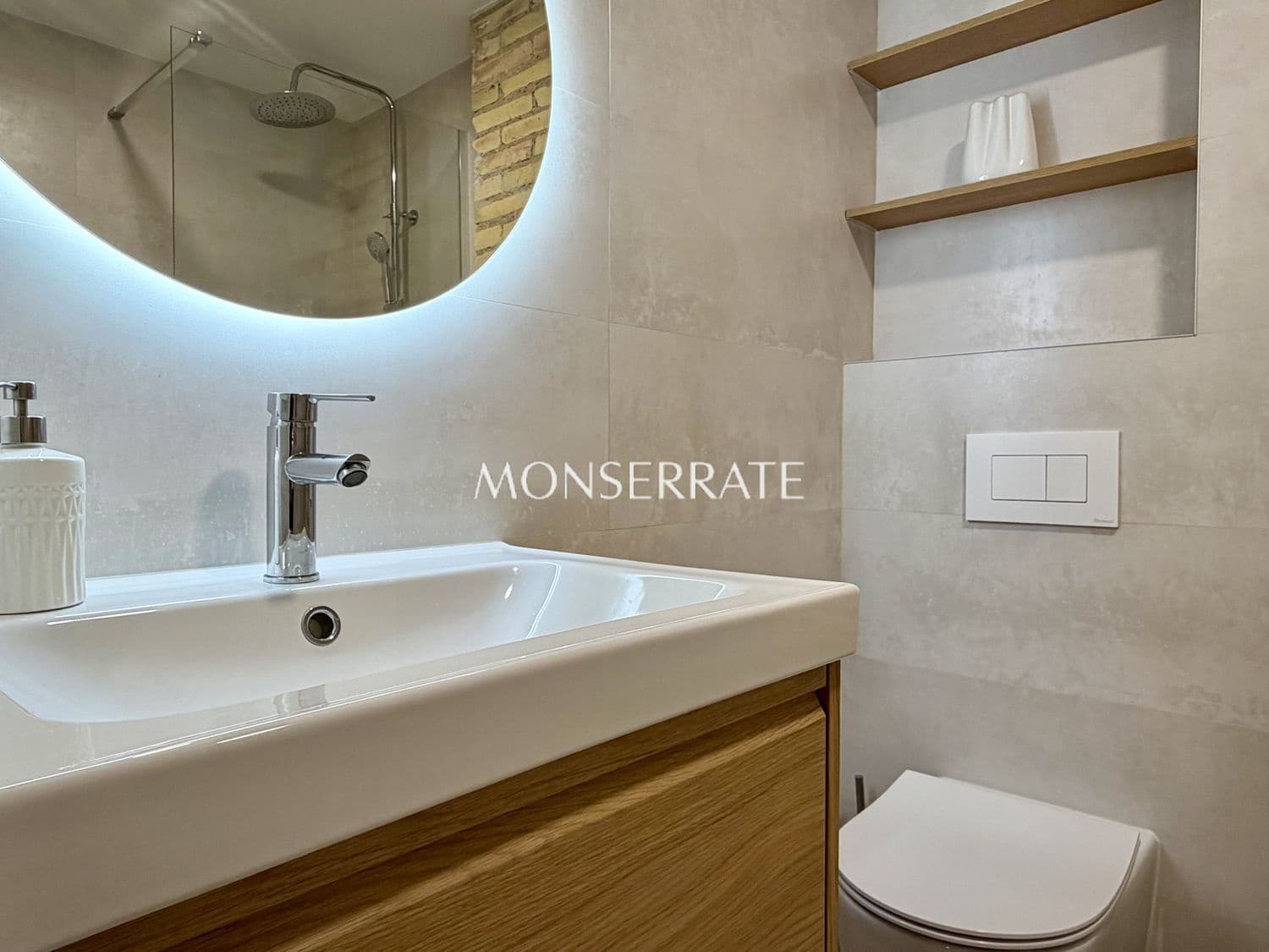 2 soveværelse Lejlighed til leje i Valencia by med garage - € 1.500 (Ref: 9564234)