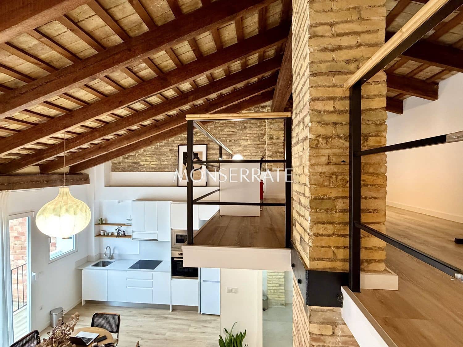 2 soveværelse Lejlighed til leje i Valencia by med garage - € 1.500 (Ref: 9564234)