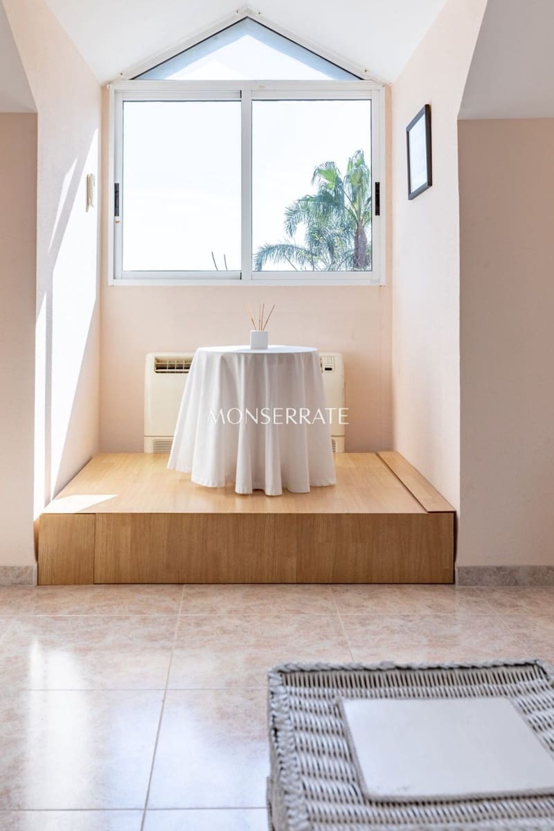 5 soverom Villa til salgs i Pucol med svømmebasseng garasje - € 1 800 000 (Ref: 9564235)