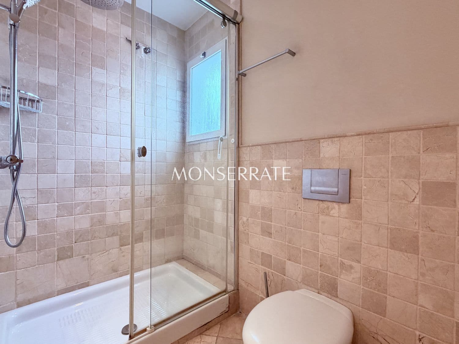 Appartement de 2 chambres à louer à Valence ville avec garage - 1 690 € (Ref: 9594573)