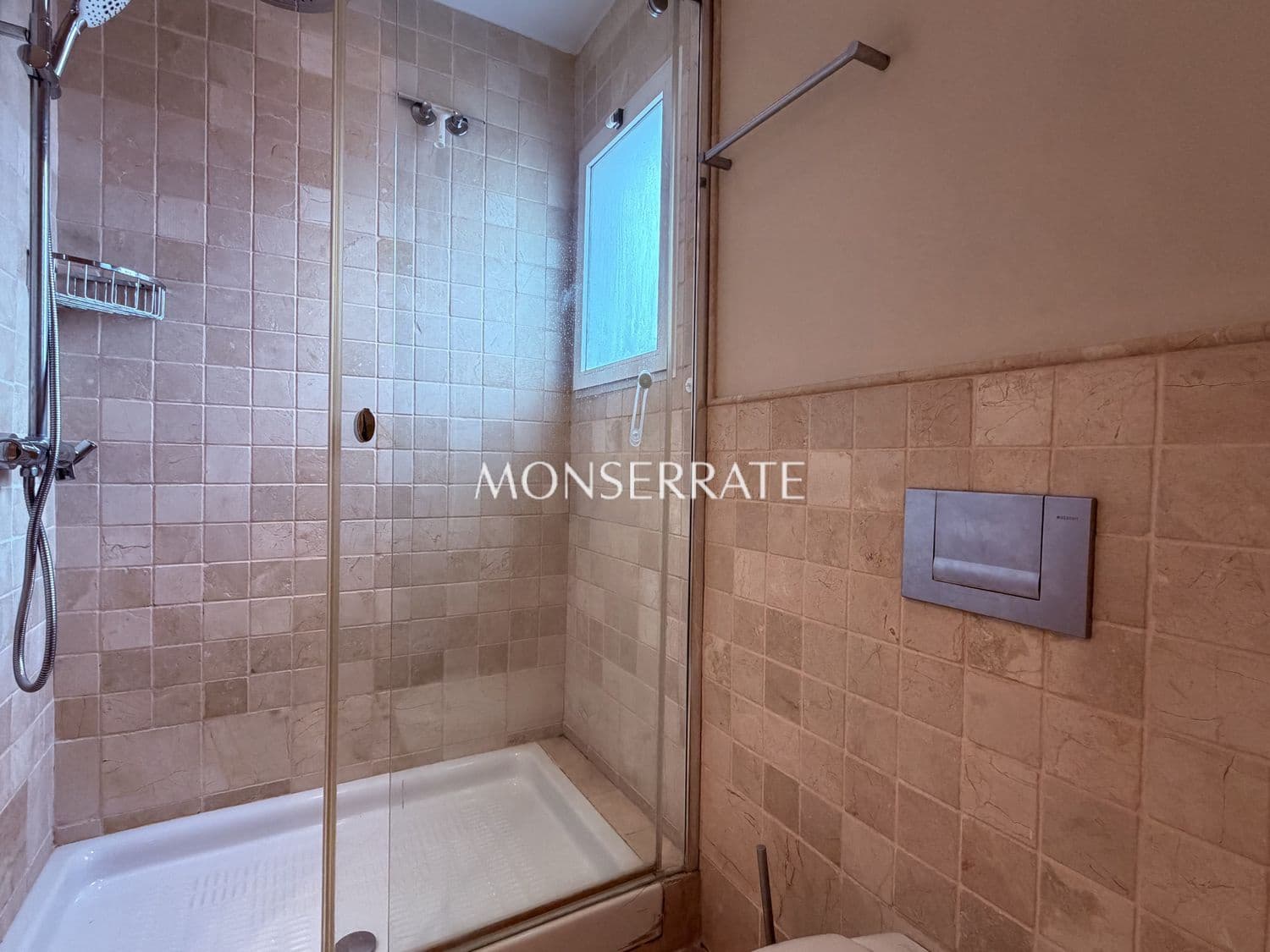 Appartement de 2 chambres à louer à Valence ville avec garage - 1 690 € (Ref: 9594573)