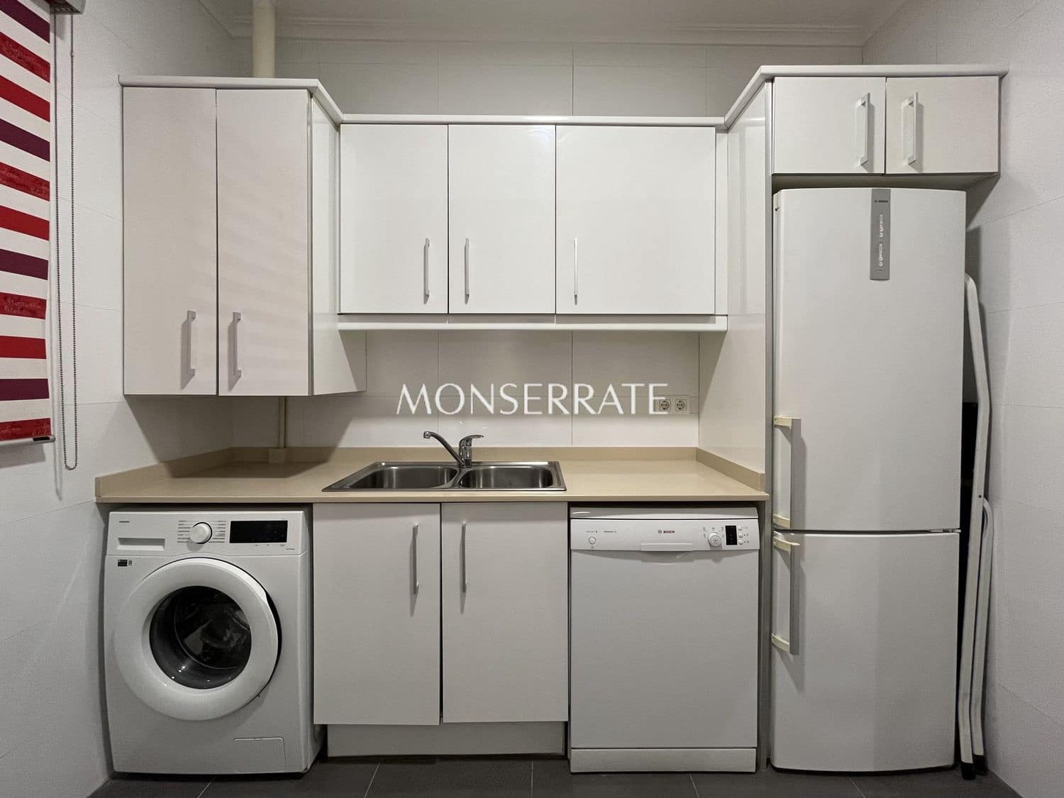 2 quarto Apartamento para arrendar em Valencia cidade com garagem - 2 000 € (Ref: 9598595)