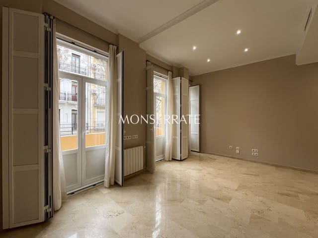 2 quarto Apartamento para arrendar em La Gran Via, Valência cidade com garagem - 2 000 € (Ref: 9598595)