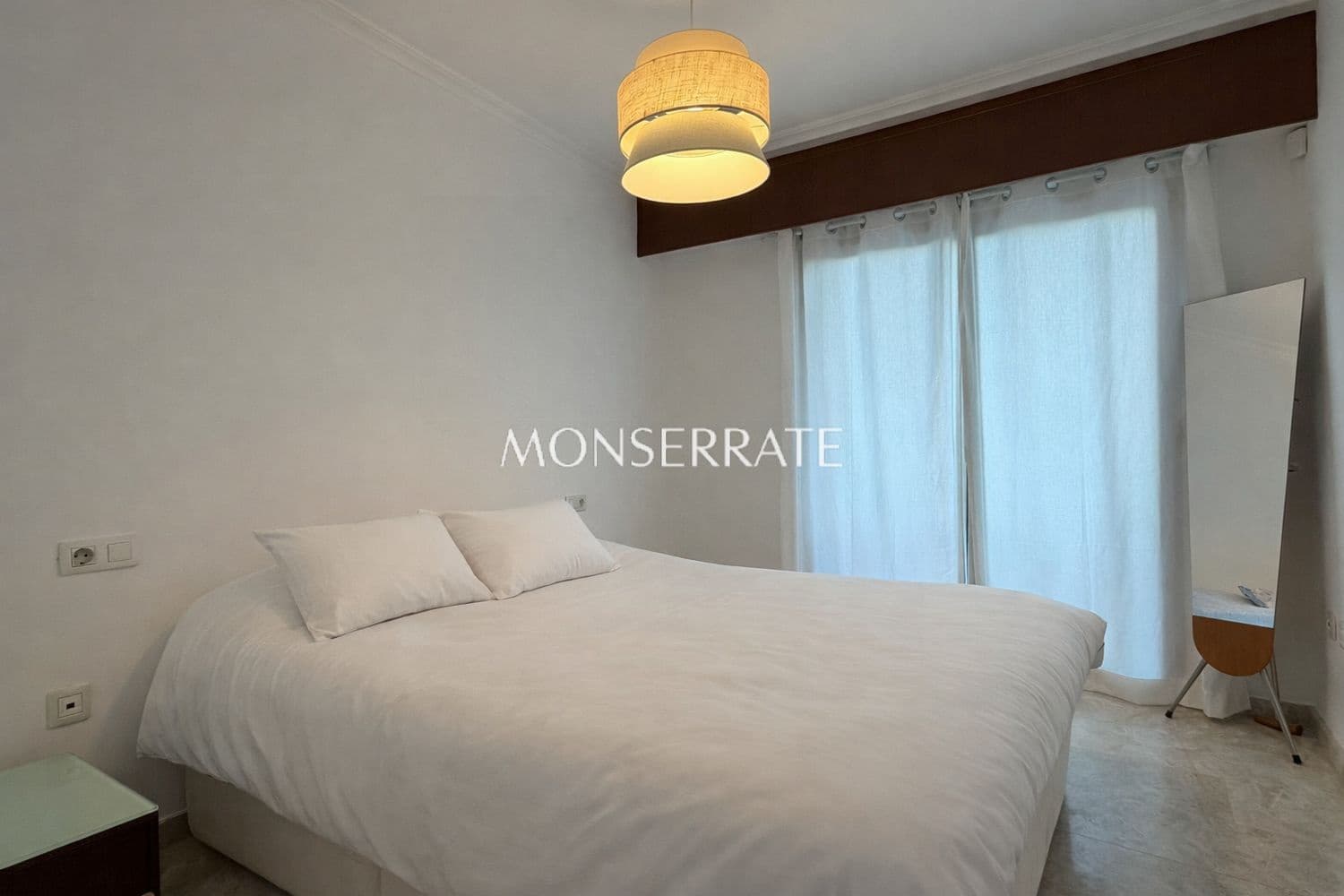 4 sovrum Lägenhet att hyra i Valencia stad med garage - 2 200 € (Ref: 9624314)