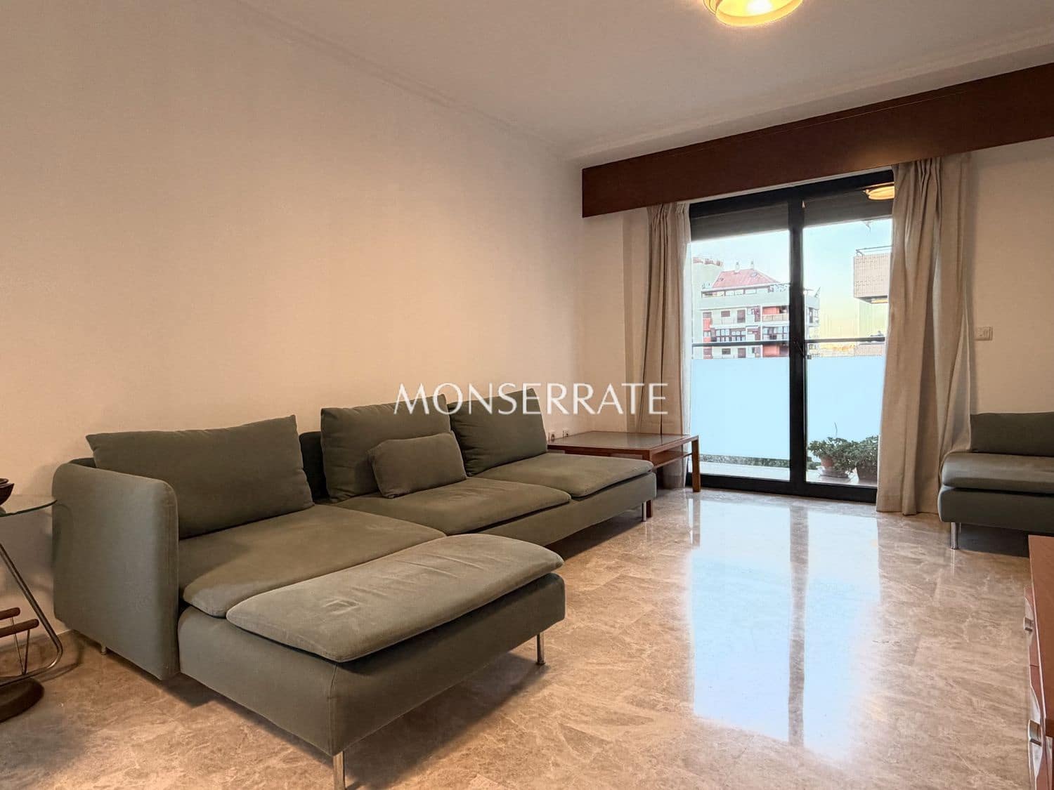 4 sovrum Lägenhet att hyra i Valencia stad med garage - 2 200 € (Ref: 9624314)