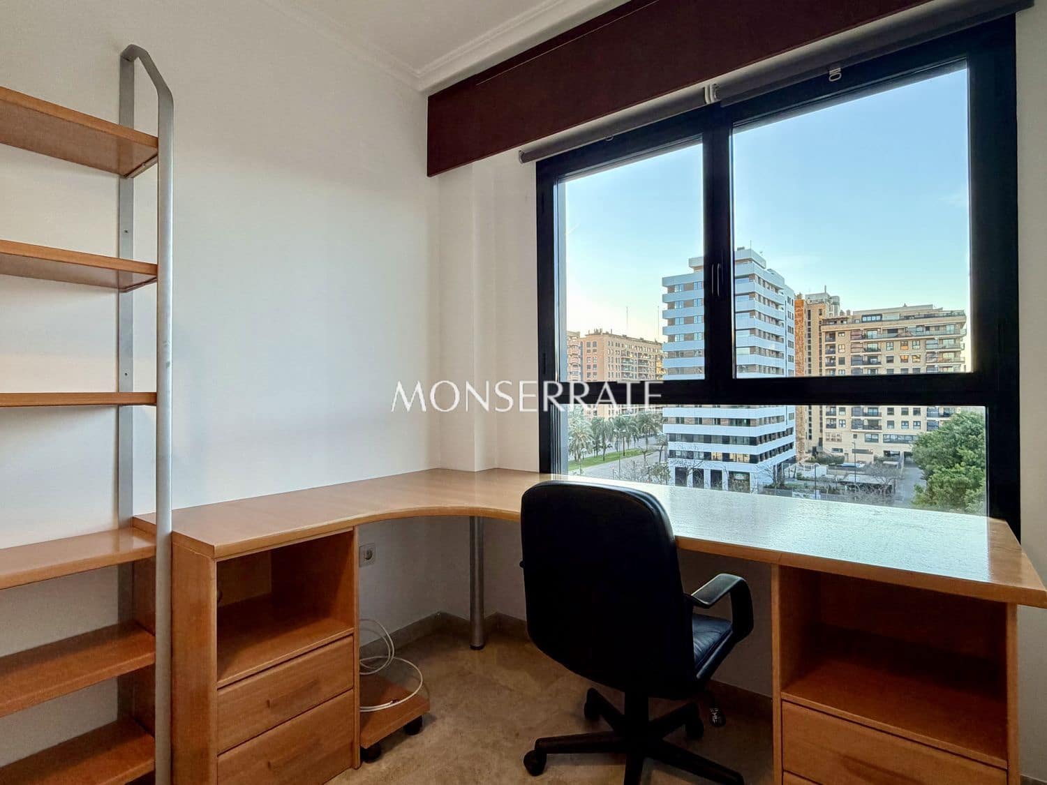 4 sovrum Lägenhet att hyra i Valencia stad med garage - 2 200 € (Ref: 9624314)