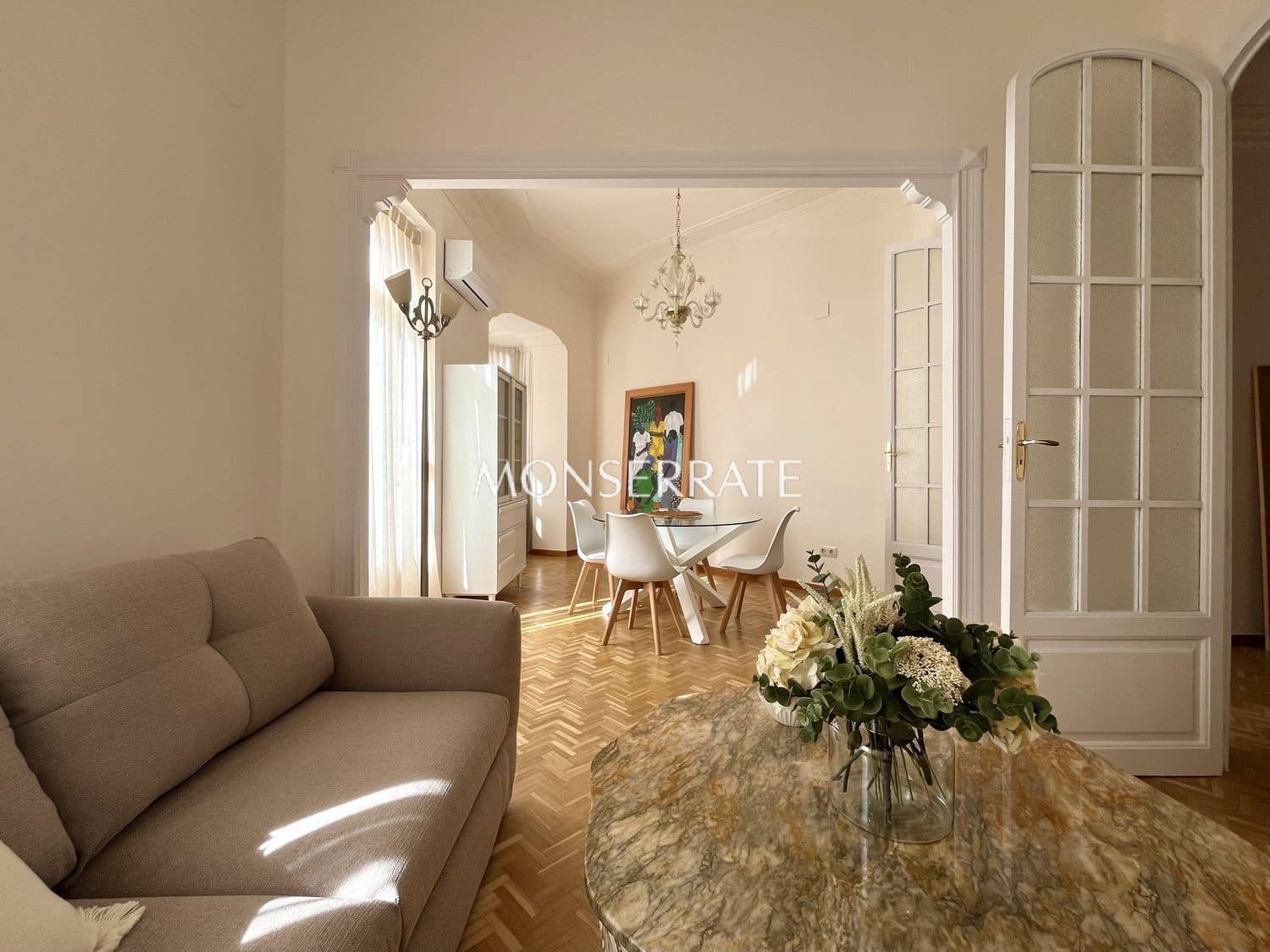 3 slaapkamer Appartement te huur in Valencia stad met garage - € 2.400 (Ref: 9627046)