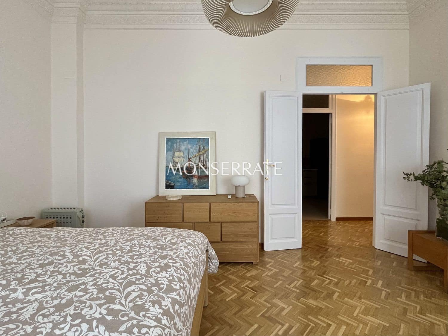 3 slaapkamer Appartement te huur in Valencia stad met garage - € 2.400 (Ref: 9627046)