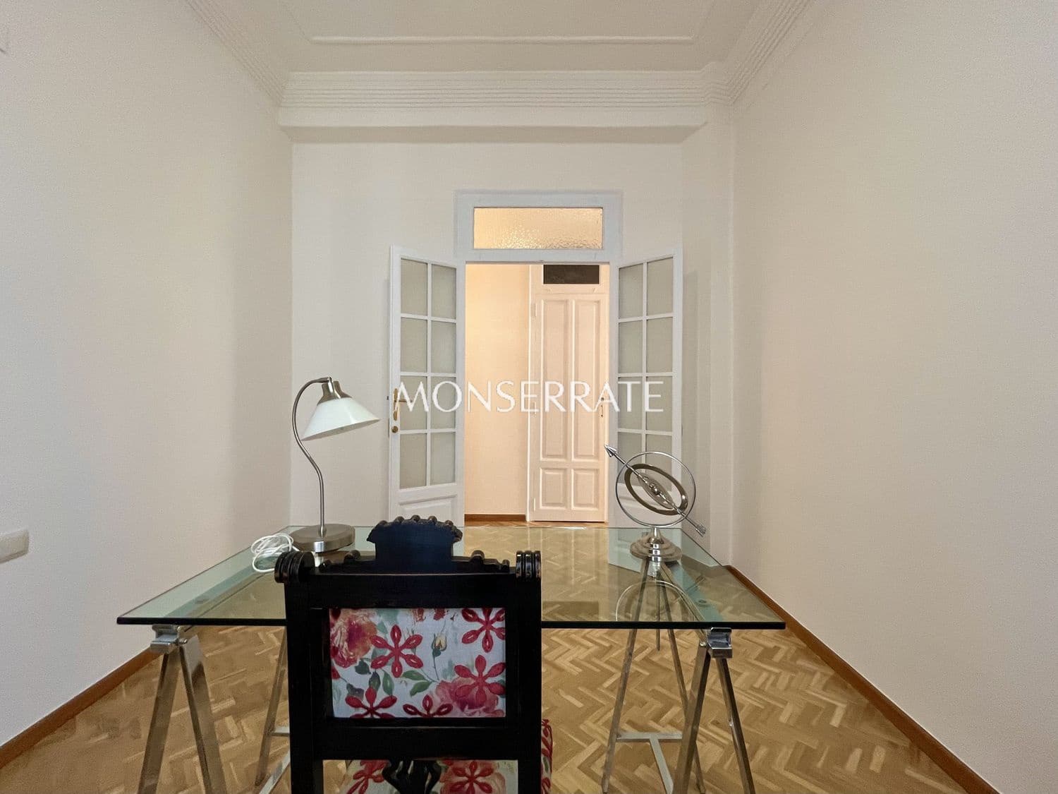 3 slaapkamer Appartement te huur in Valencia stad met garage - € 2.400 (Ref: 9627046)