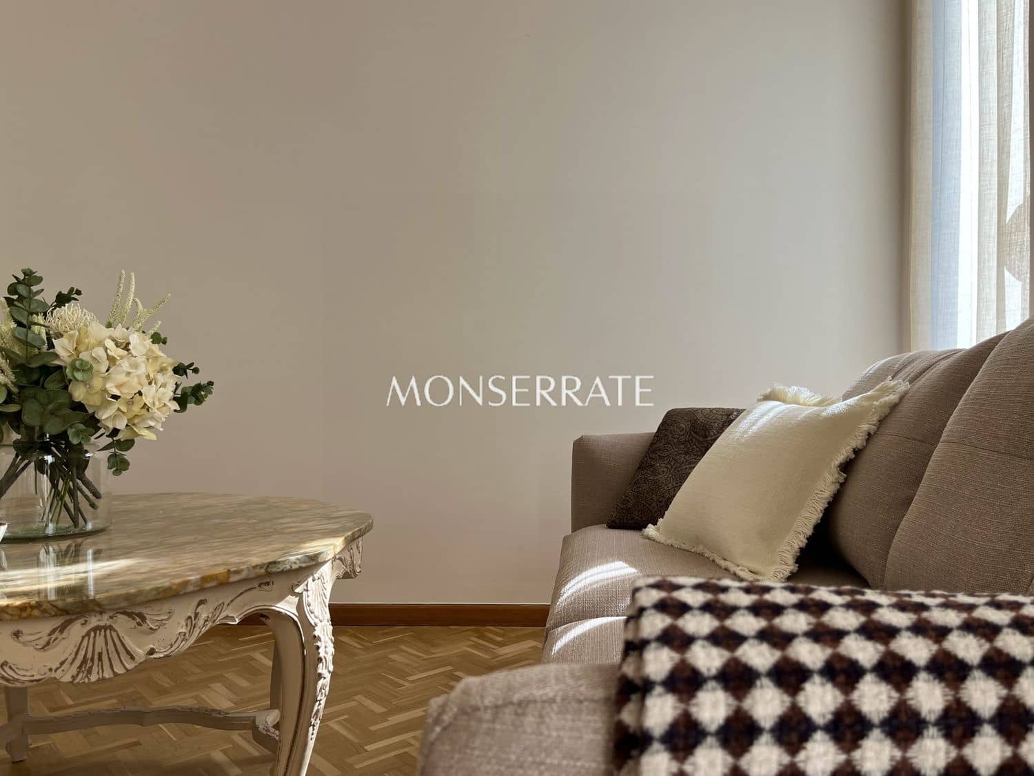 3 slaapkamer Appartement te huur in Valencia stad met garage - € 2.400 (Ref: 9627046)