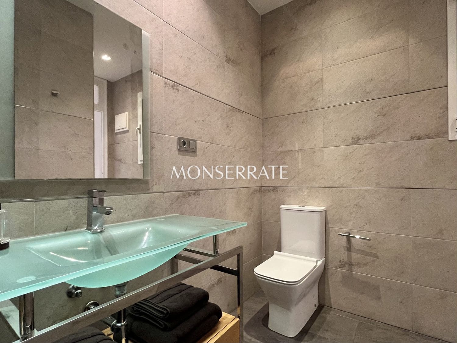 3 slaapkamer Appartement te huur in Valencia stad met garage - € 2.400 (Ref: 9627046)