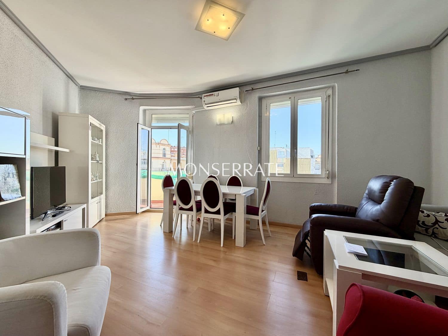 4 makuuhuone Huoneisto myytävänä paikassa Valencia kaupunki mukana 
autotalli - 680 000 € (Ref: 9627047)