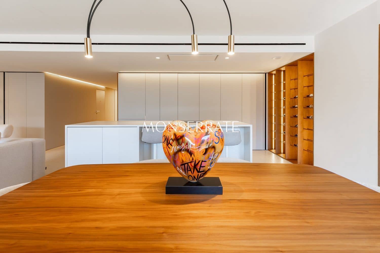 3 sovrum Lägenhet att hyra i Valencia stad med garage - 5 000 € (Ref: 9636202)