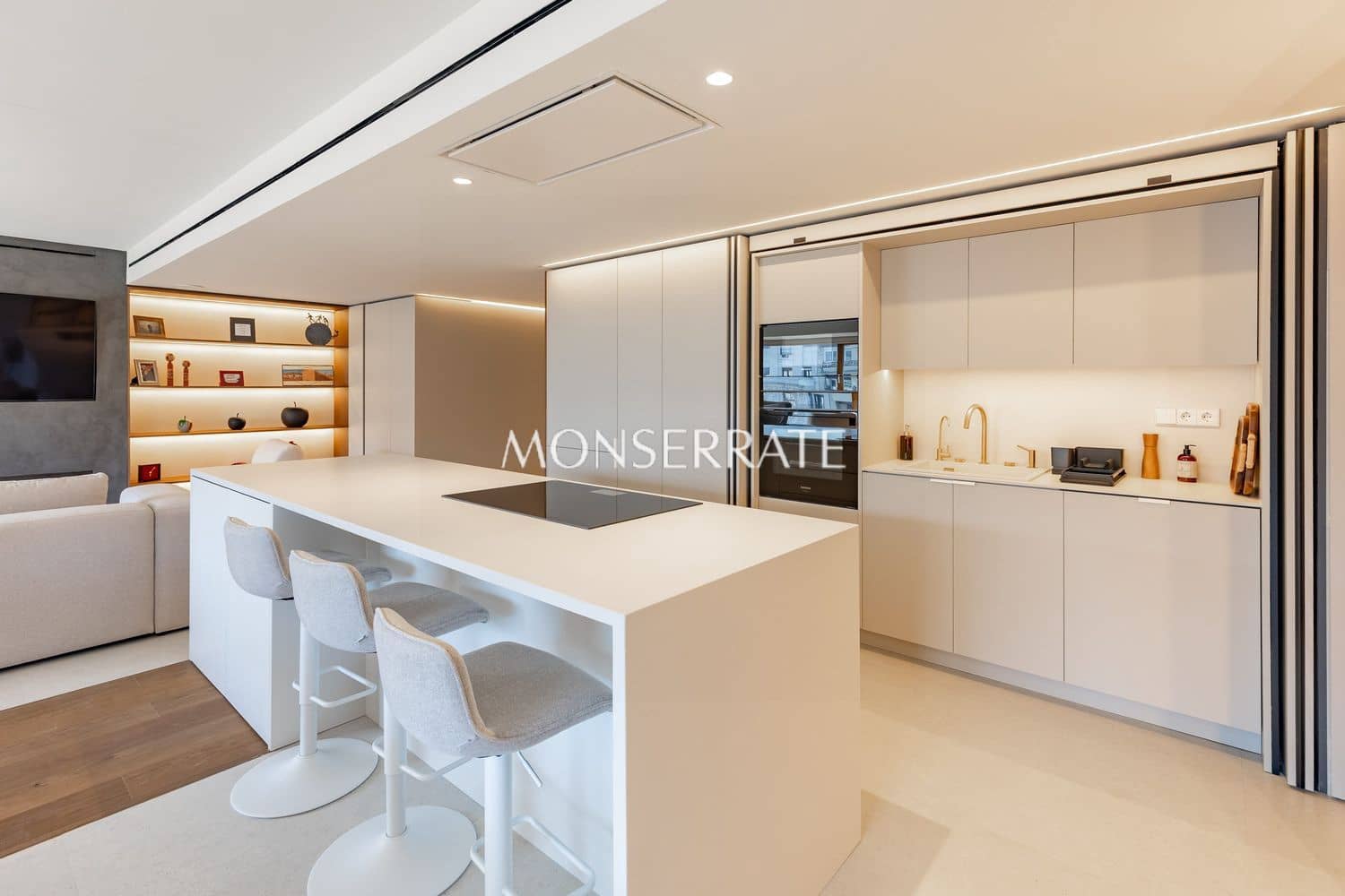 3 sovrum Lägenhet att hyra i Valencia stad med garage - 5 000 € (Ref: 9636202)