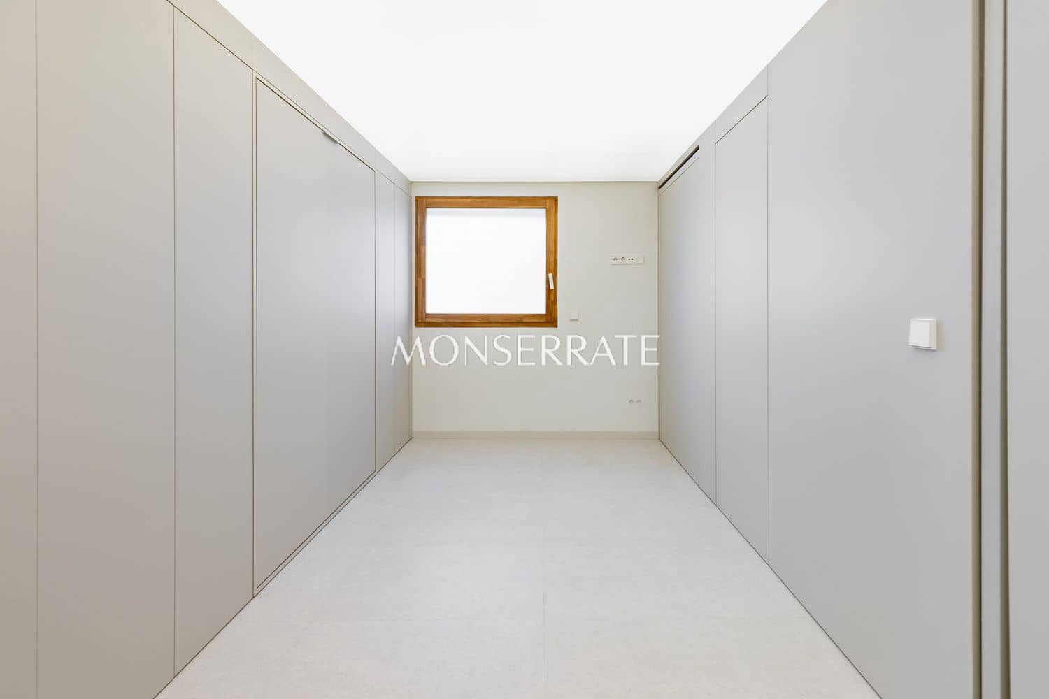 3 sovrum Lägenhet att hyra i Valencia stad med garage - 5 000 € (Ref: 9636202)