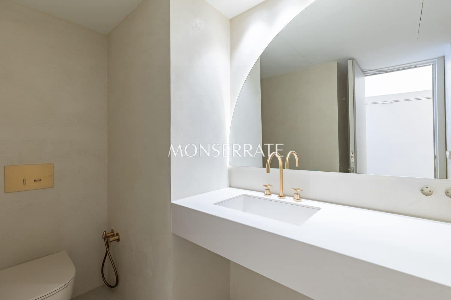 3 sovrum Lägenhet att hyra i Valencia stad med garage - 5 000 € (Ref: 9636202)