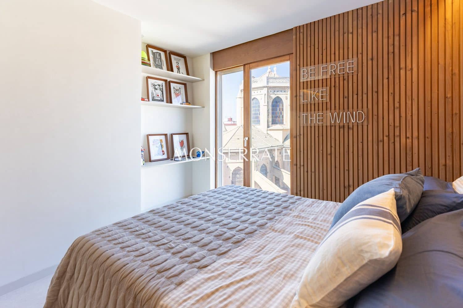 3 sovrum Lägenhet att hyra i Valencia stad med garage - 5 000 € (Ref: 9636202)