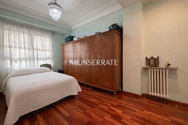 4 soveværelse Lejlighed til salg i El Botanic, Valencia by med garage - € 575.000 (Ref: 9638940)