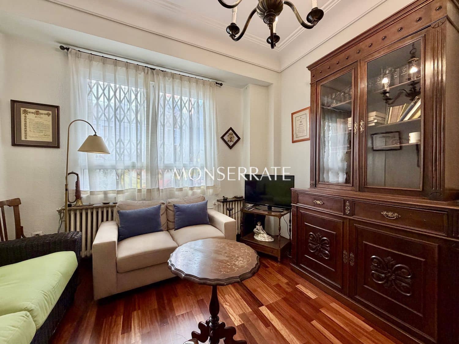 4 makuuhuone Huoneisto myytävänä paikassa Valencia kaupunki mukana 
autotalli - 600 000 € (Ref: 9638940)