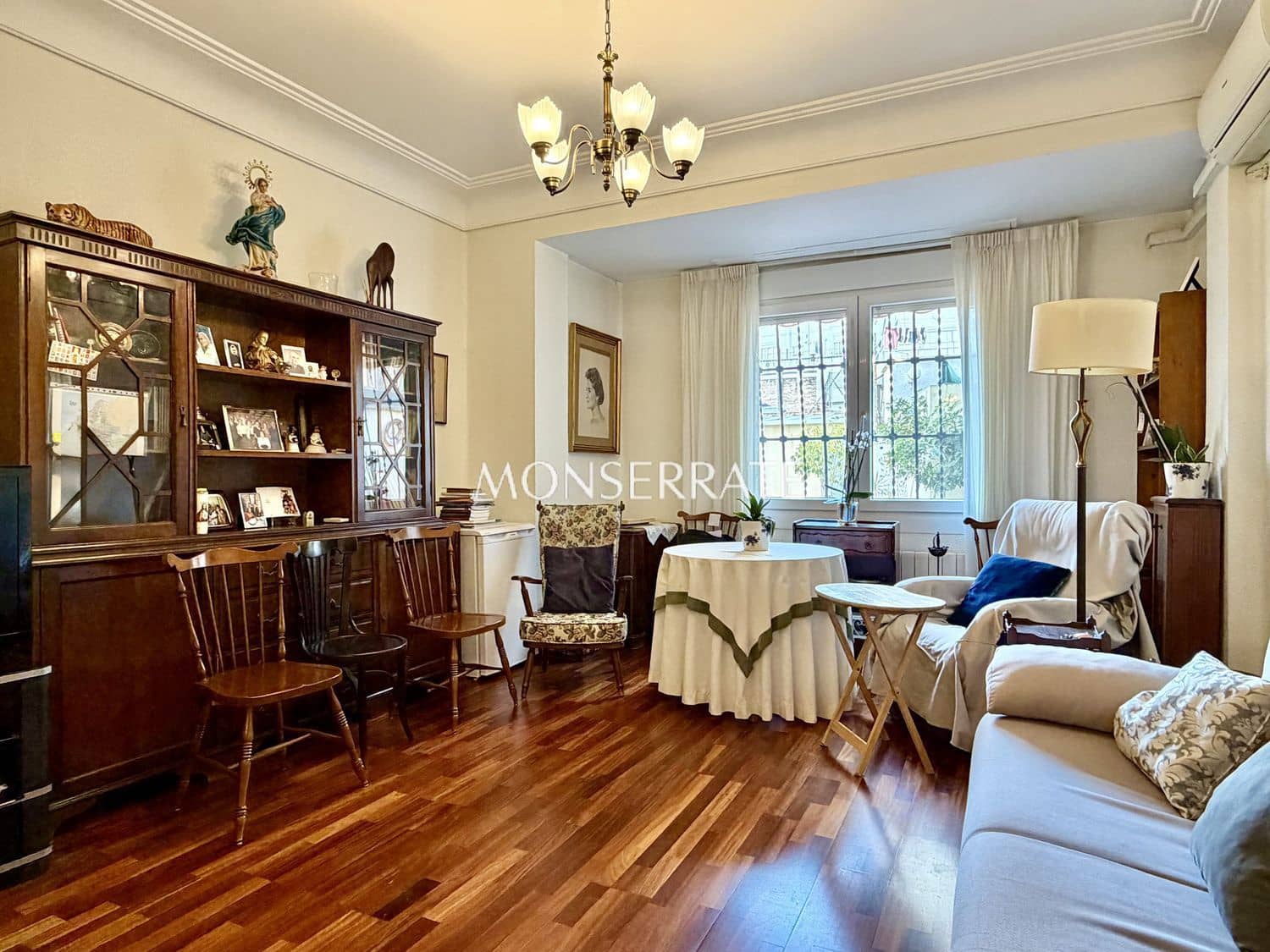 4 makuuhuone Huoneisto myytävänä paikassa Valencia kaupunki mukana 
autotalli - 600 000 € (Ref: 9638940)