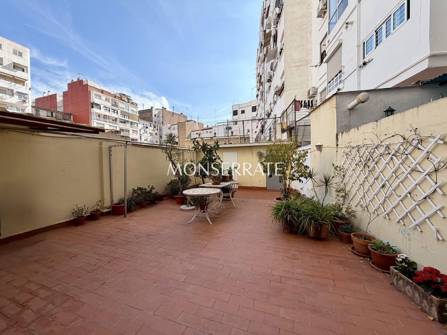 4 makuuhuone Huoneisto myytävänä paikassa Valencia kaupunki mukana 
autotalli - 600 000 € (Ref: 9638940)