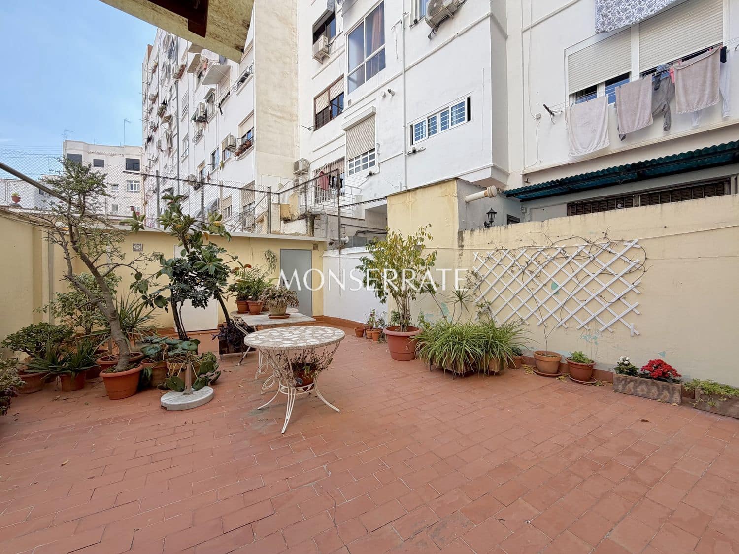 4 makuuhuone Huoneisto myytävänä paikassa Valencia kaupunki mukana 
autotalli - 600 000 € (Ref: 9638940)