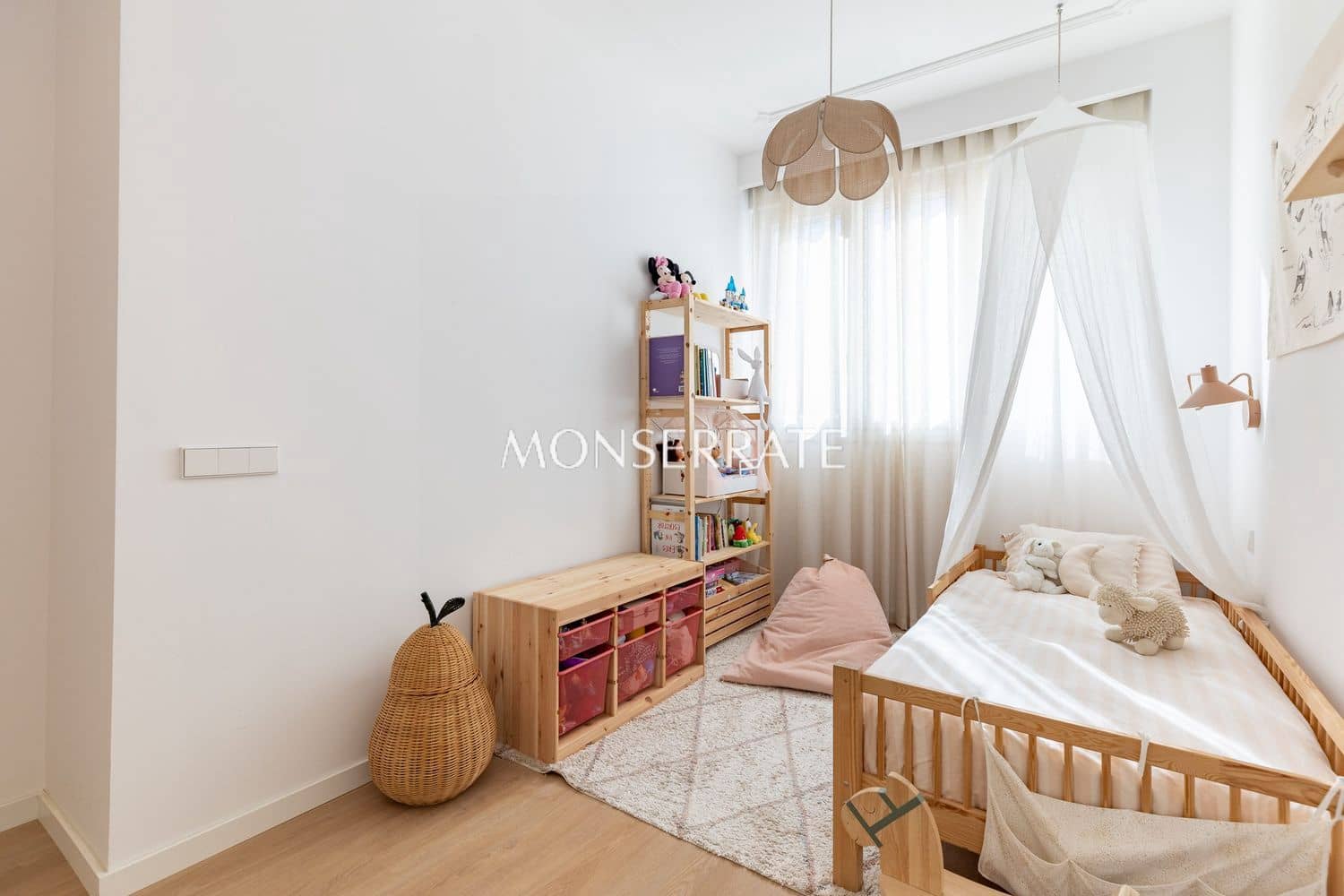 3 soveværelse Lejlighed til salg i Valencia by med garage - € 690.000 (Ref: 9647799)