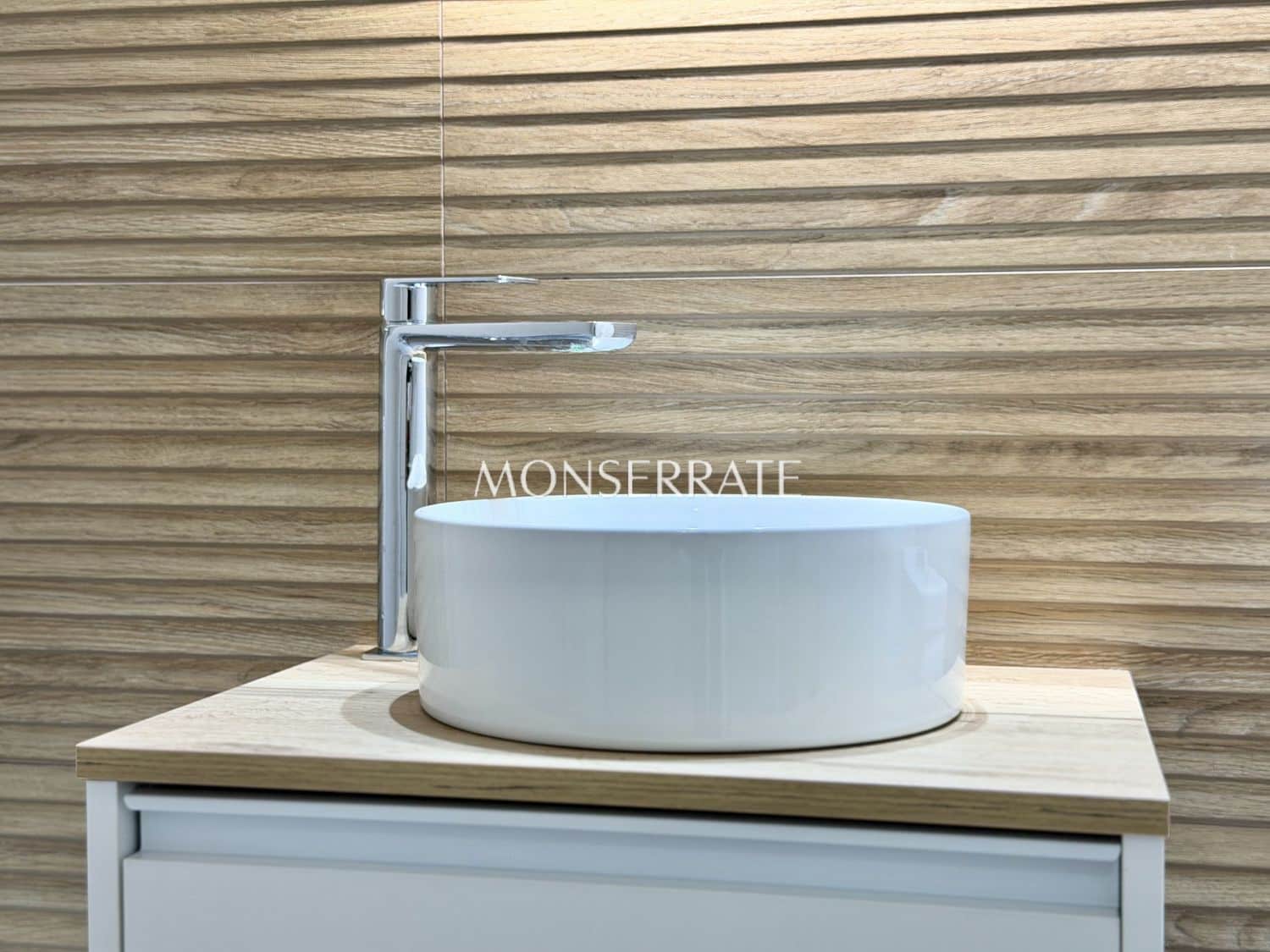 4 sovrum Lägenhet att hyra i Valencia stad med garage - 2 000 € (Ref: 9700317)