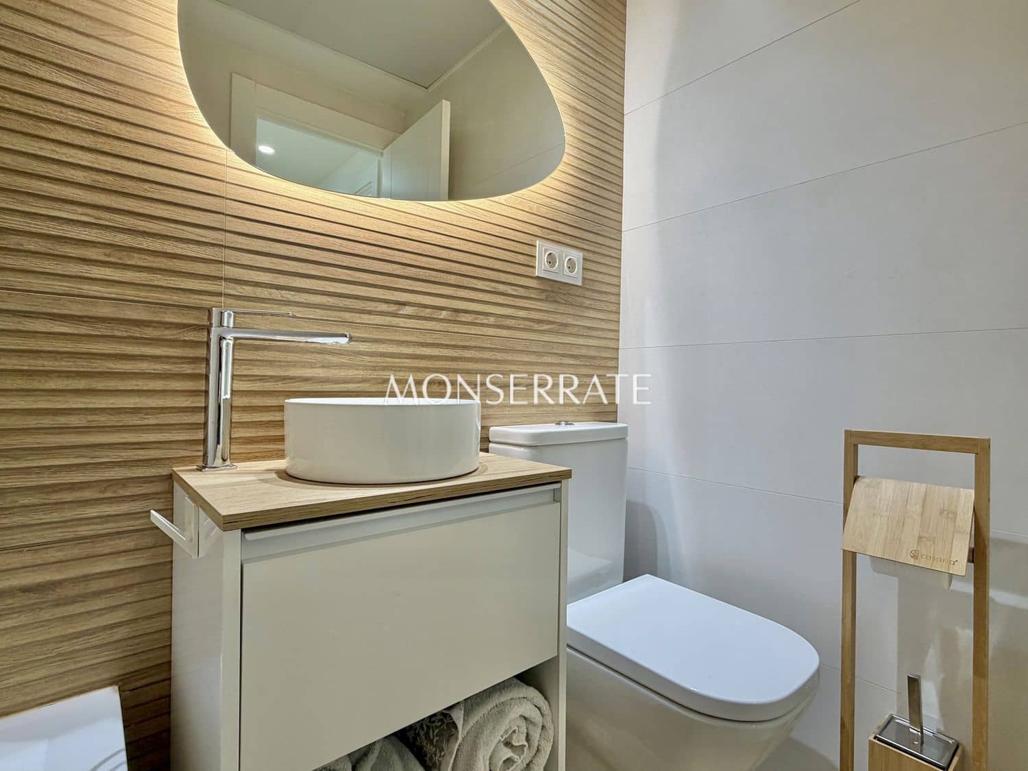 4 sovrum Lägenhet att hyra i Valencia stad med garage - 2 000 € (Ref: 9700317)