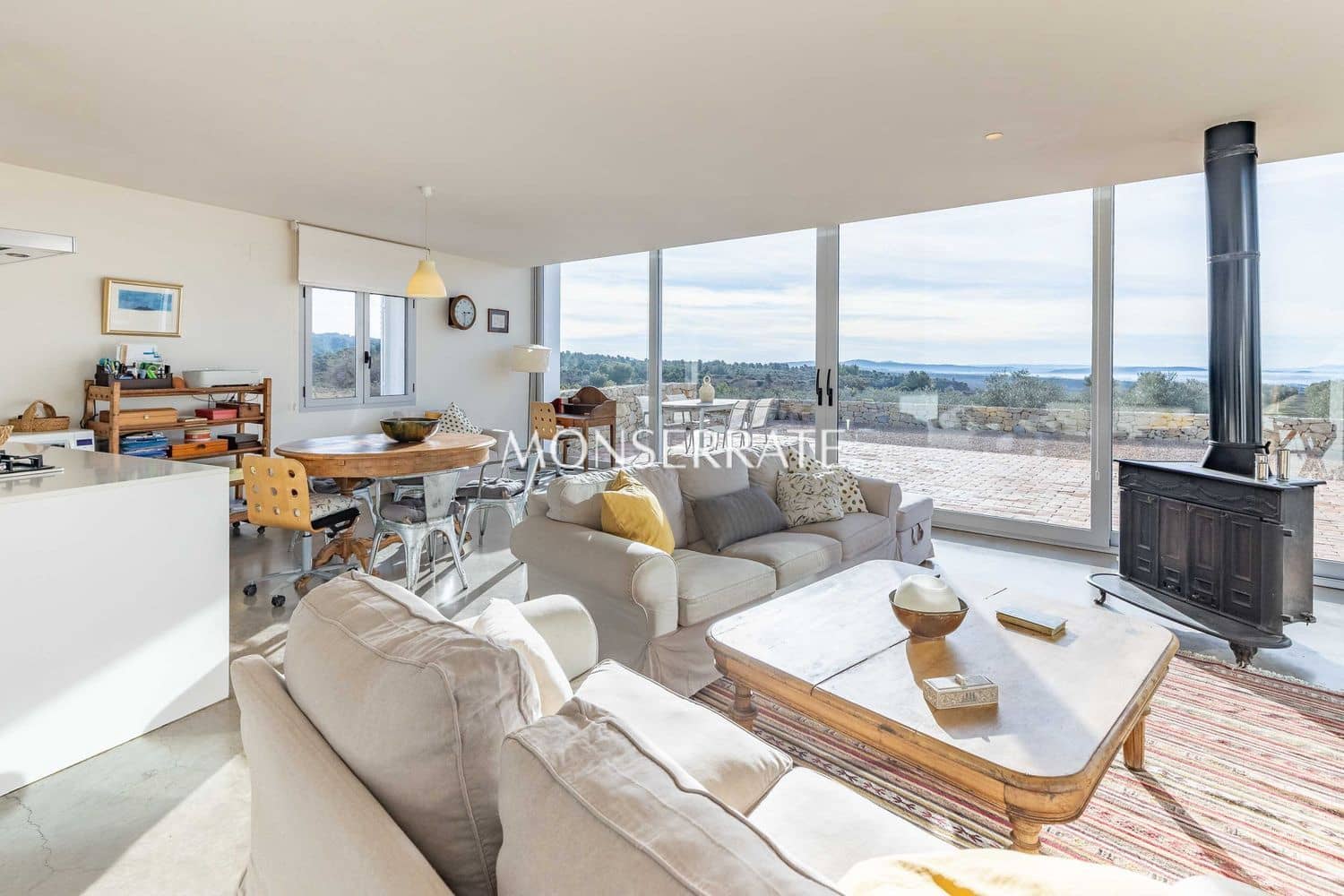 6 soveværelse Finca/Landehus til salg i Requena med garage - € 1.950.000 (Ref: 9751484)