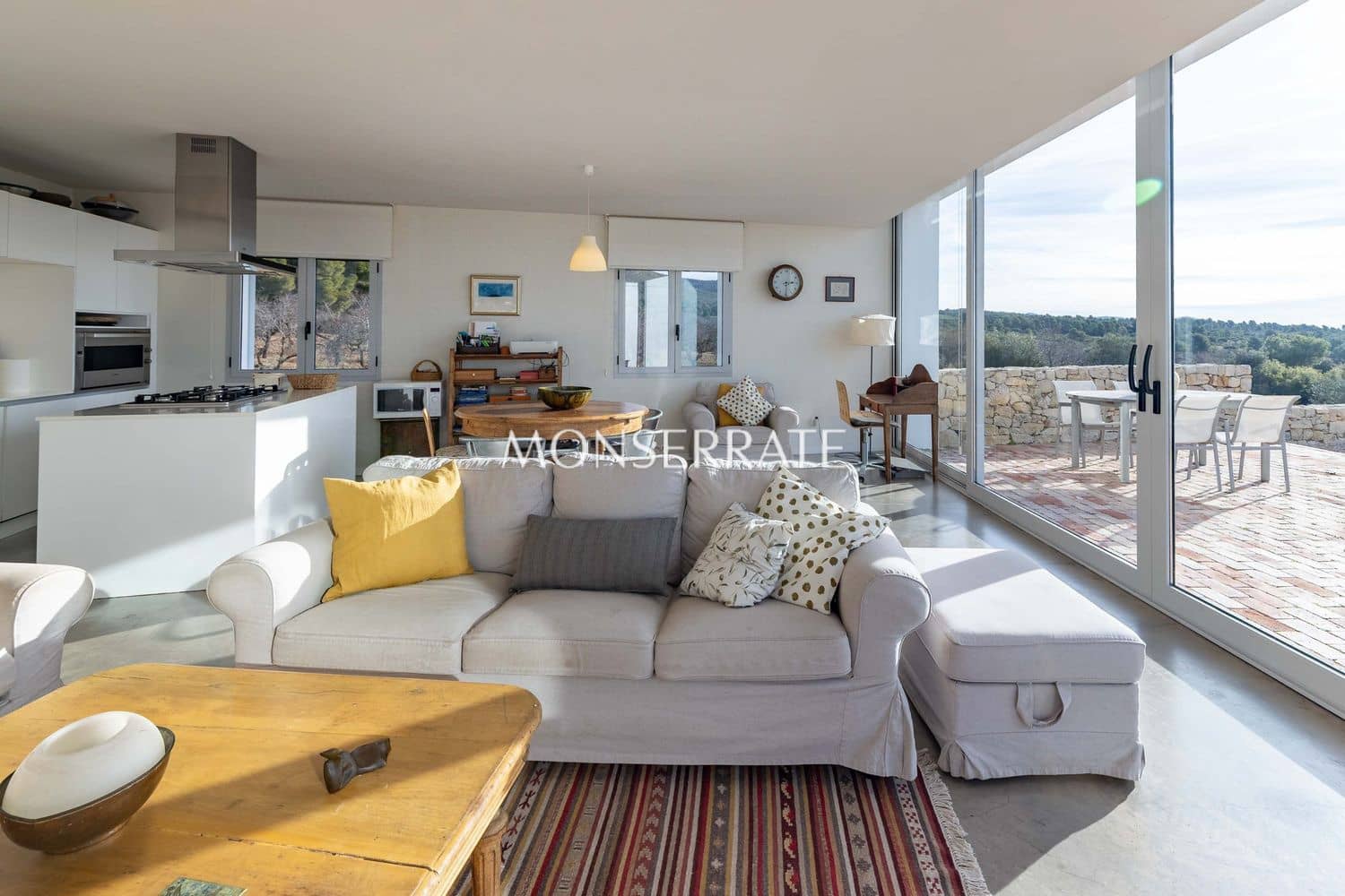 6 soveværelse Finca/Landehus til salg i Requena med garage - € 1.950.000 (Ref: 9751484)