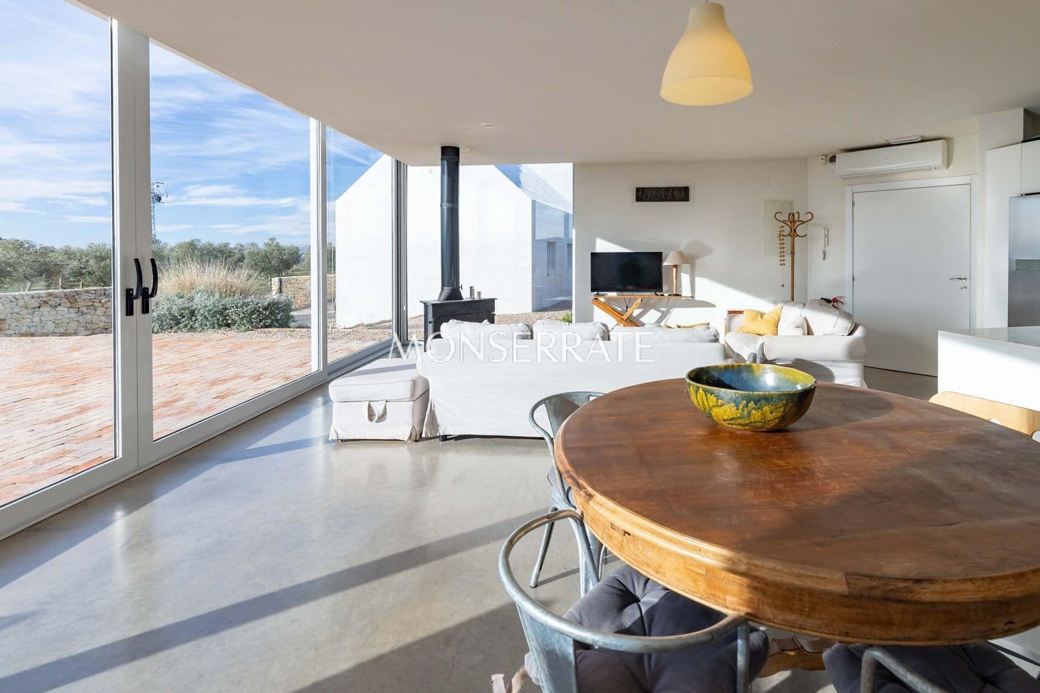 6 soveværelse Finca/Landehus til salg i Requena med garage - € 1.950.000 (Ref: 9751484)