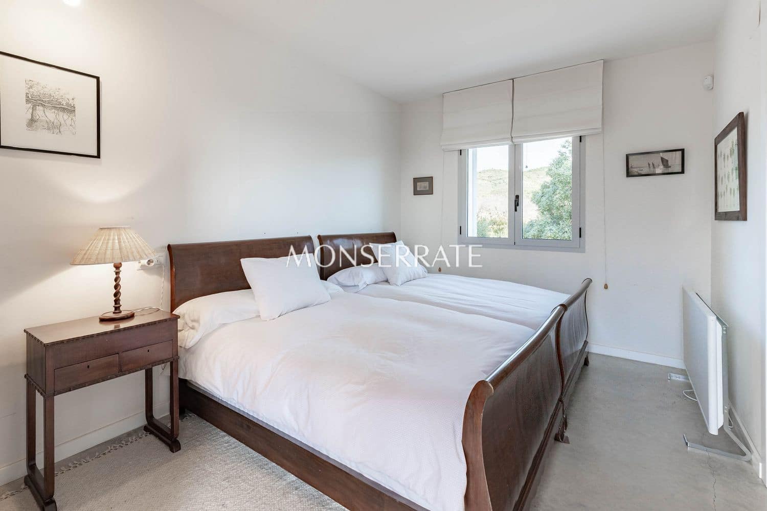 6 soveværelse Finca/Landehus til salg i Requena med garage - € 1.950.000 (Ref: 9751484)