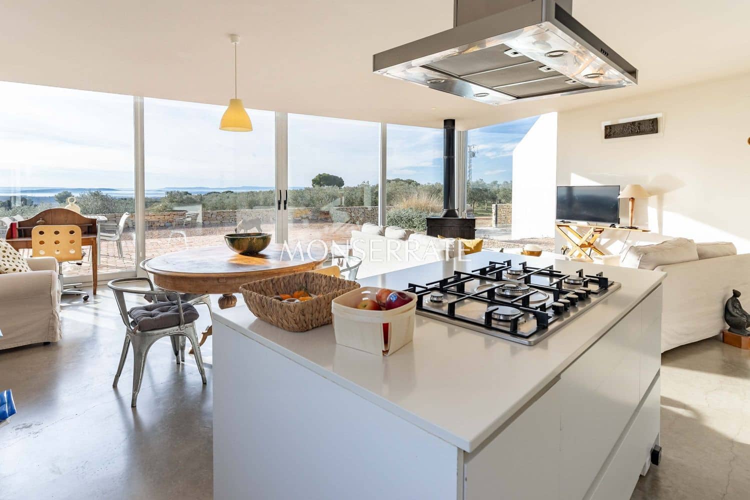 6 soveværelse Finca/Landehus til salg i Requena med garage - € 1.950.000 (Ref: 9751484)