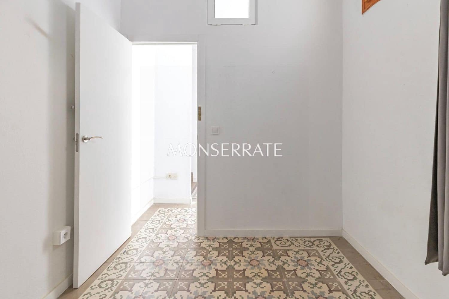 6 chambre Appartement à vendre à Valence ville avec garage - 950 000 € (Ref: 9798551)