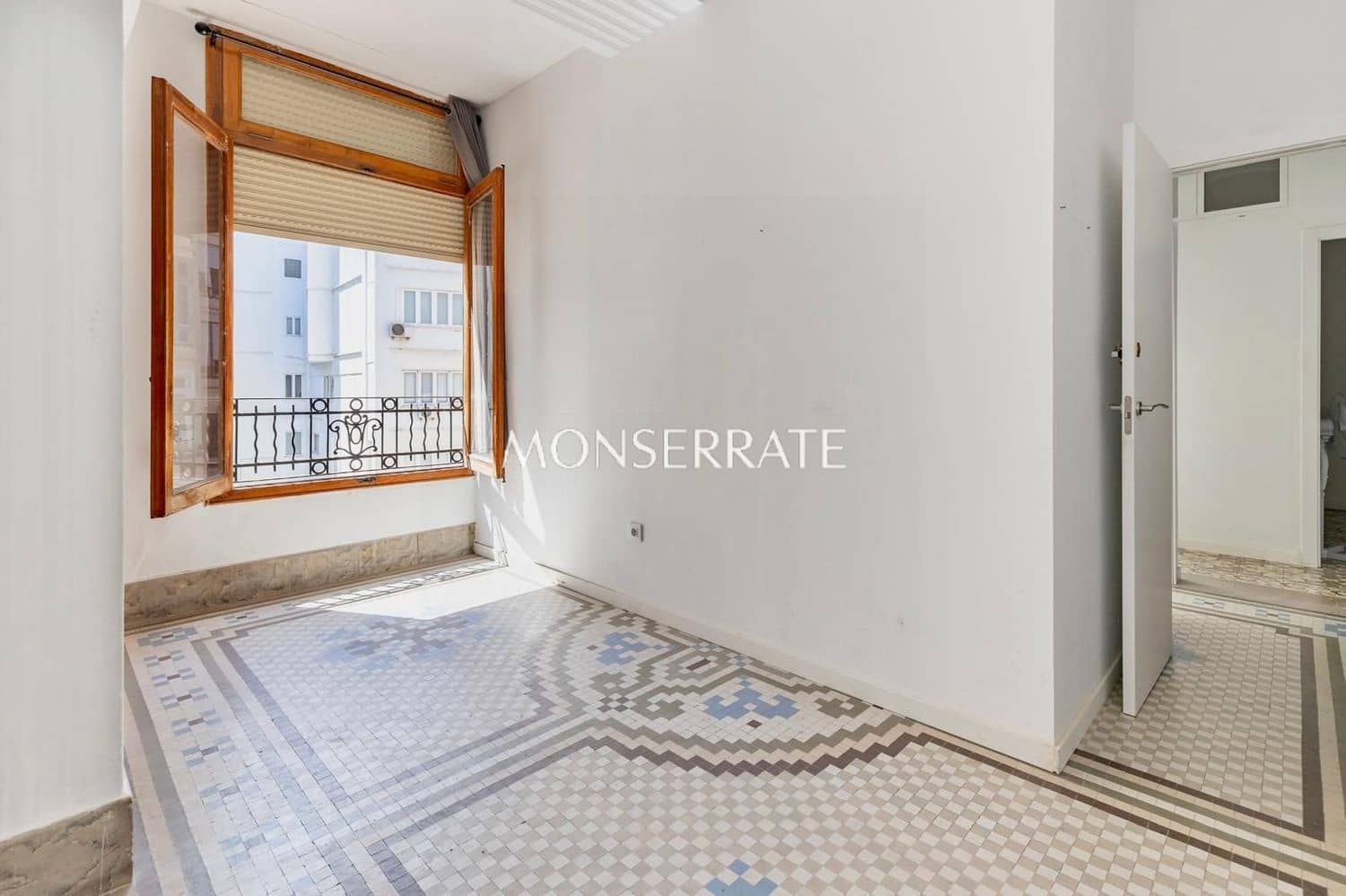 6 chambre Appartement à vendre à Valence ville avec garage - 950 000 € (Ref: 9798551)