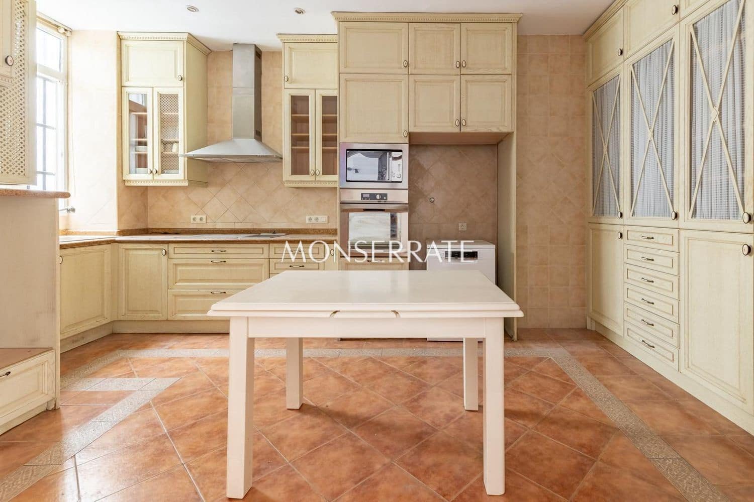 6 chambre Appartement à vendre à Valence ville avec garage - 950 000 € (Ref: 9798551)