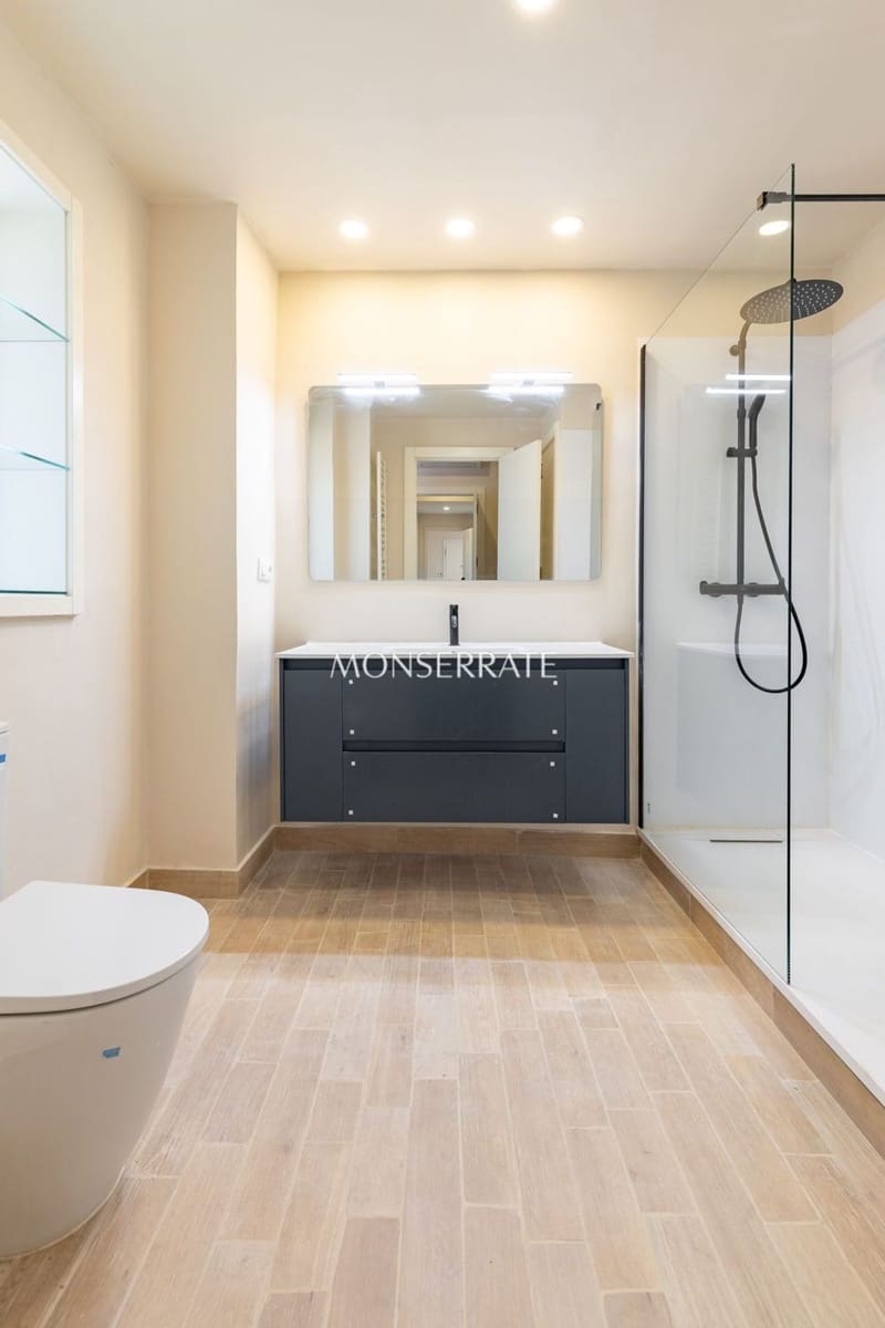 5 slaapkamer Appartement te huur in Valencia stad met garage - € 3.900 (Ref: 9798552)