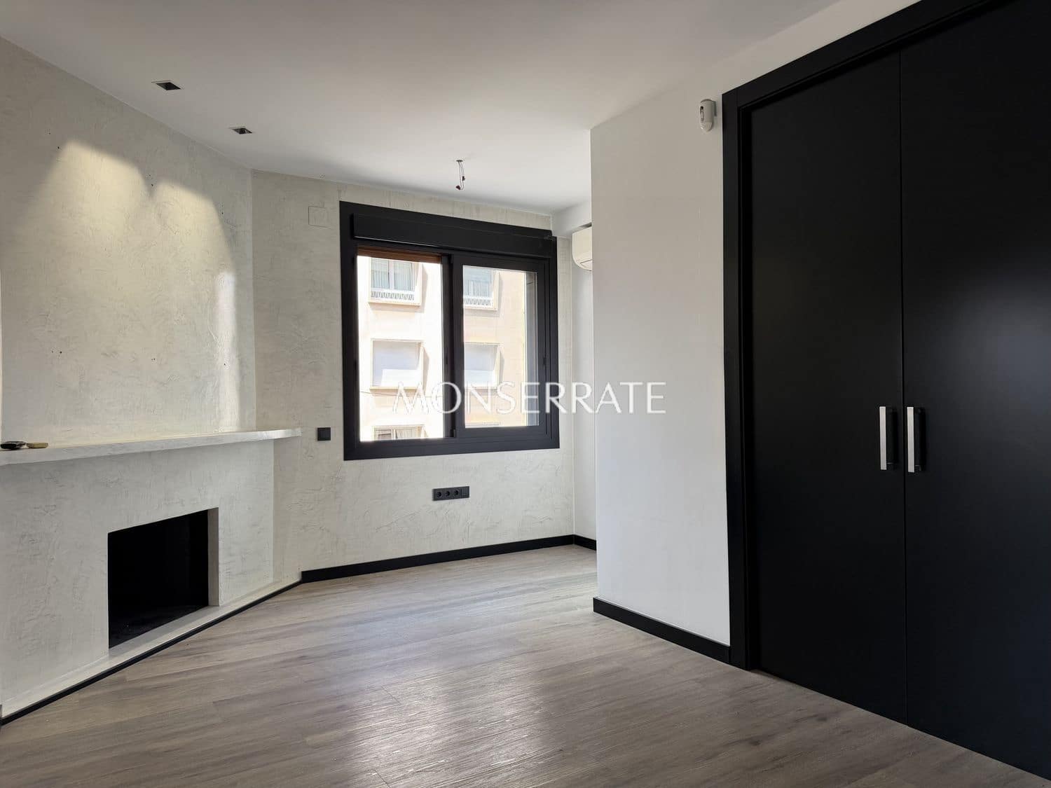 Escritório para arrendar em Valencia cidade - 1 700 € (Ref: 9803982)