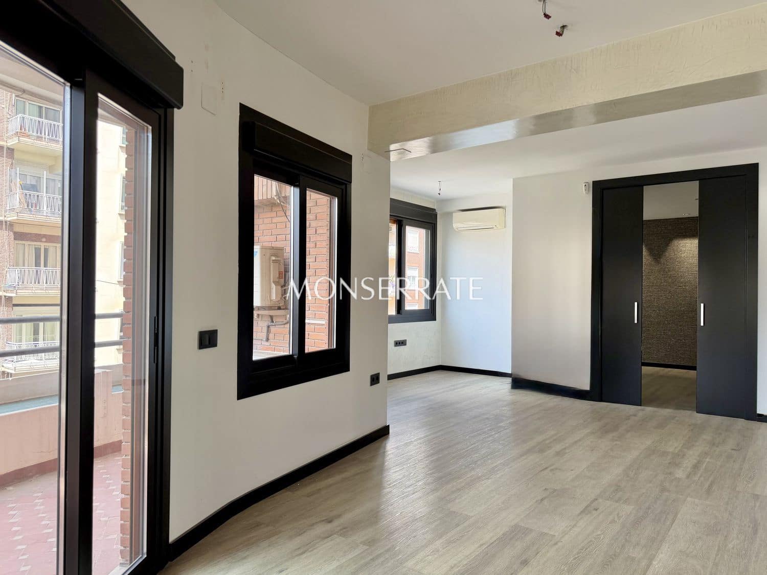 Escritório para arrendar em Valencia cidade - 1 700 € (Ref: 9803982)