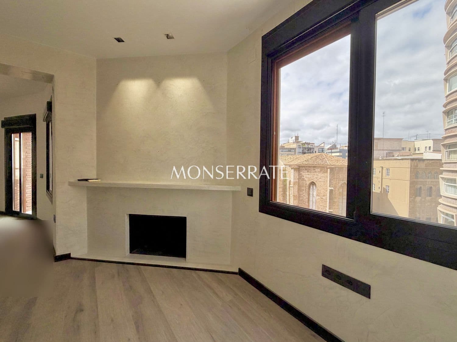 Escritório para arrendar em Valencia cidade - 1 700 € (Ref: 9803982)