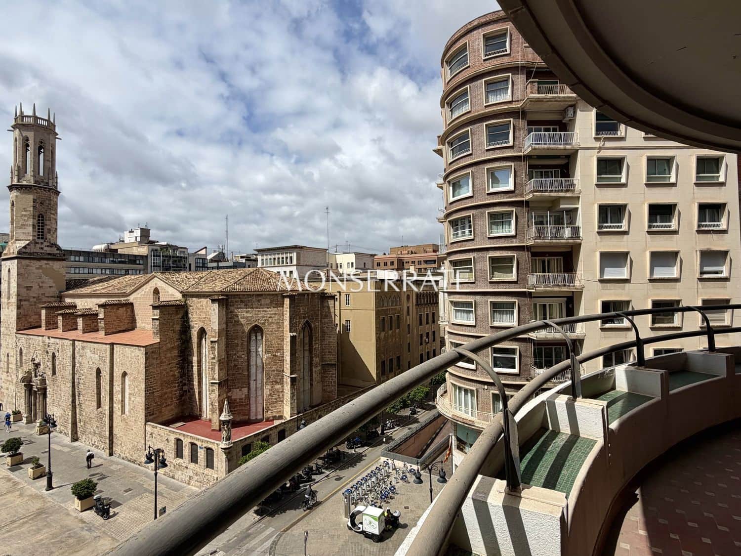 Escritório para arrendar em Valencia cidade - 1 700 € (Ref: 9803982)