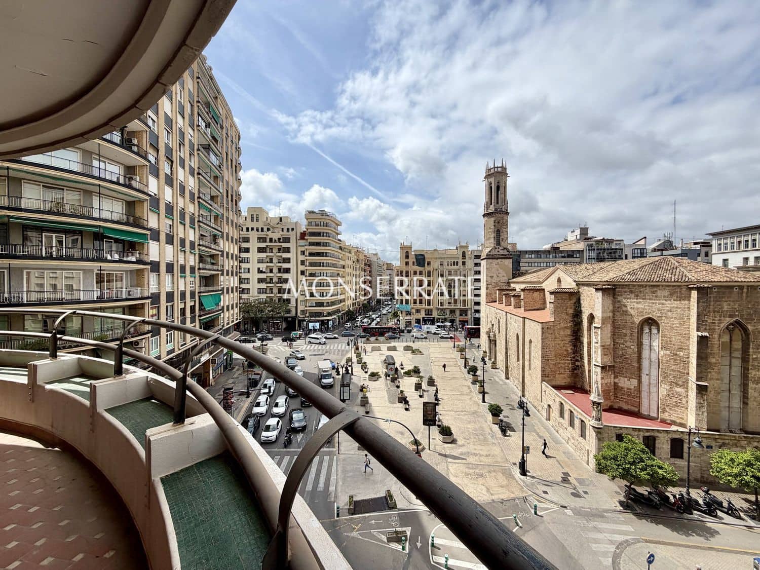 Escritório para arrendar em Valencia cidade - 1 700 € (Ref: 9803982)