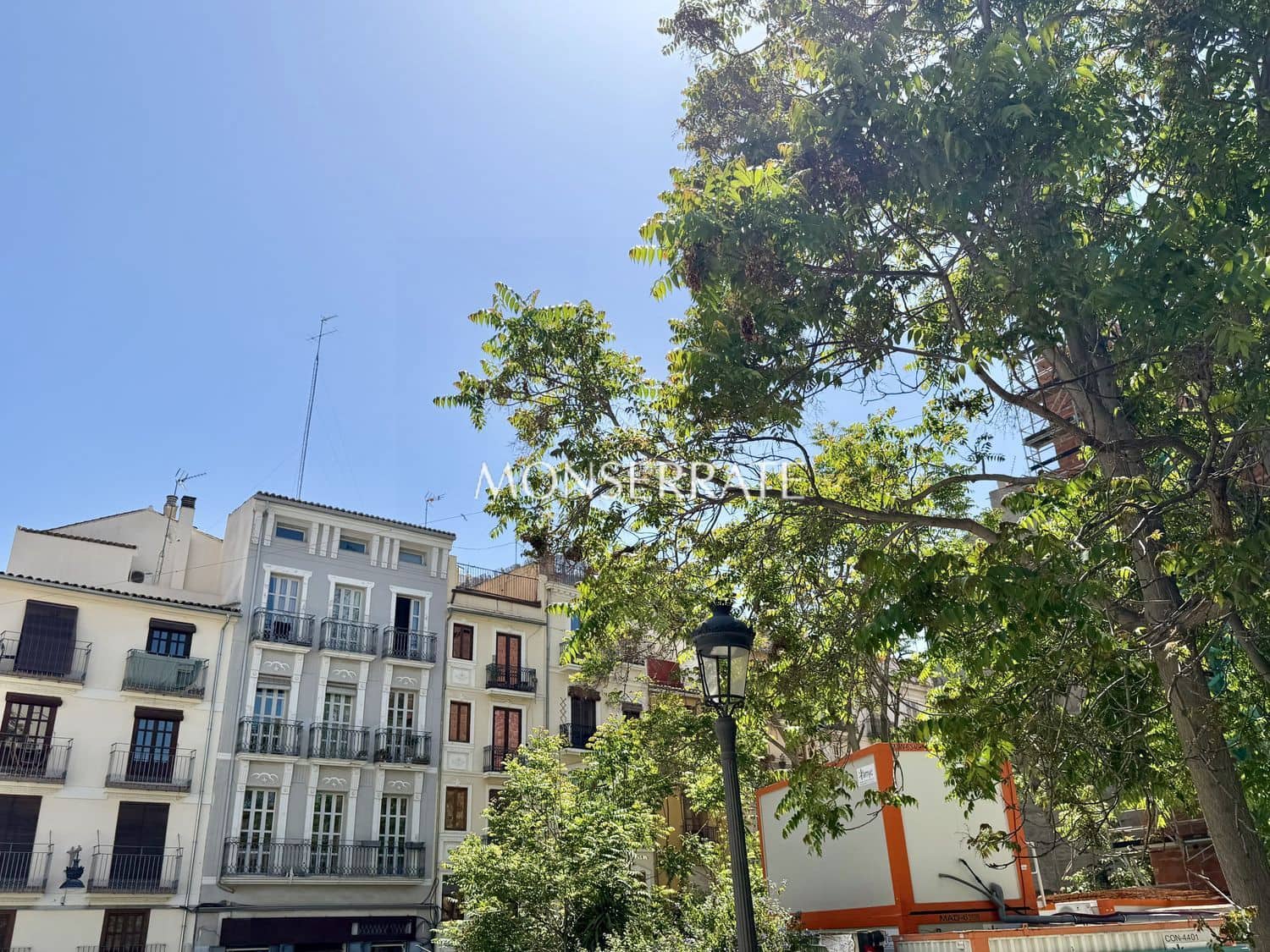 Kontor til leje i Valencia by - € 870 (Ref: 9807536)